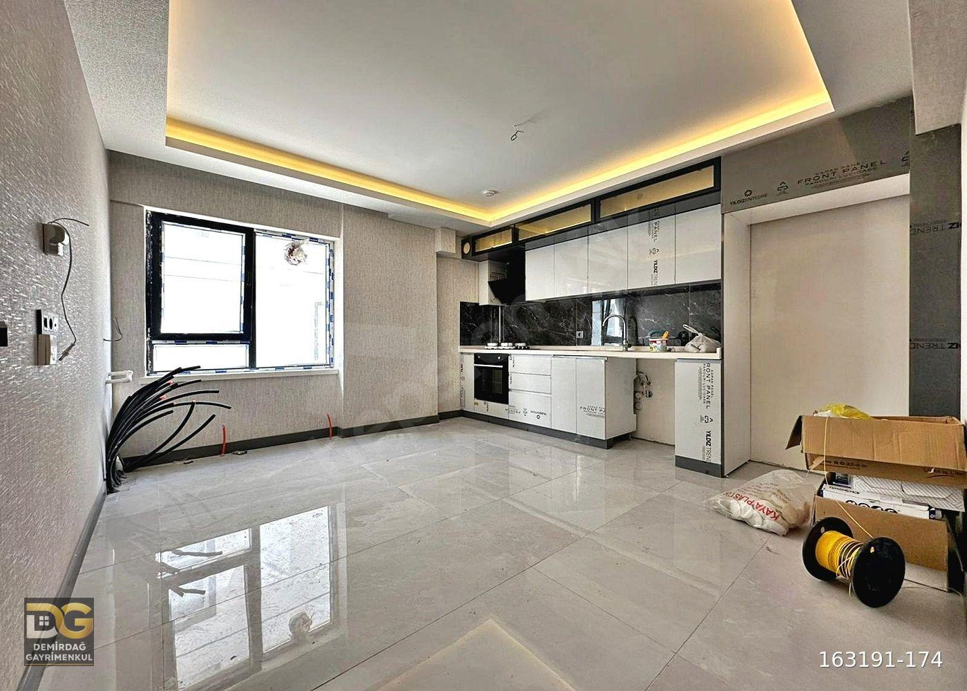 KEÇİÖRENDE 4+1 ÇİFT BANYO MERKEZİ KONUMDA DEMİRDAĞ GAYRİMENKUL