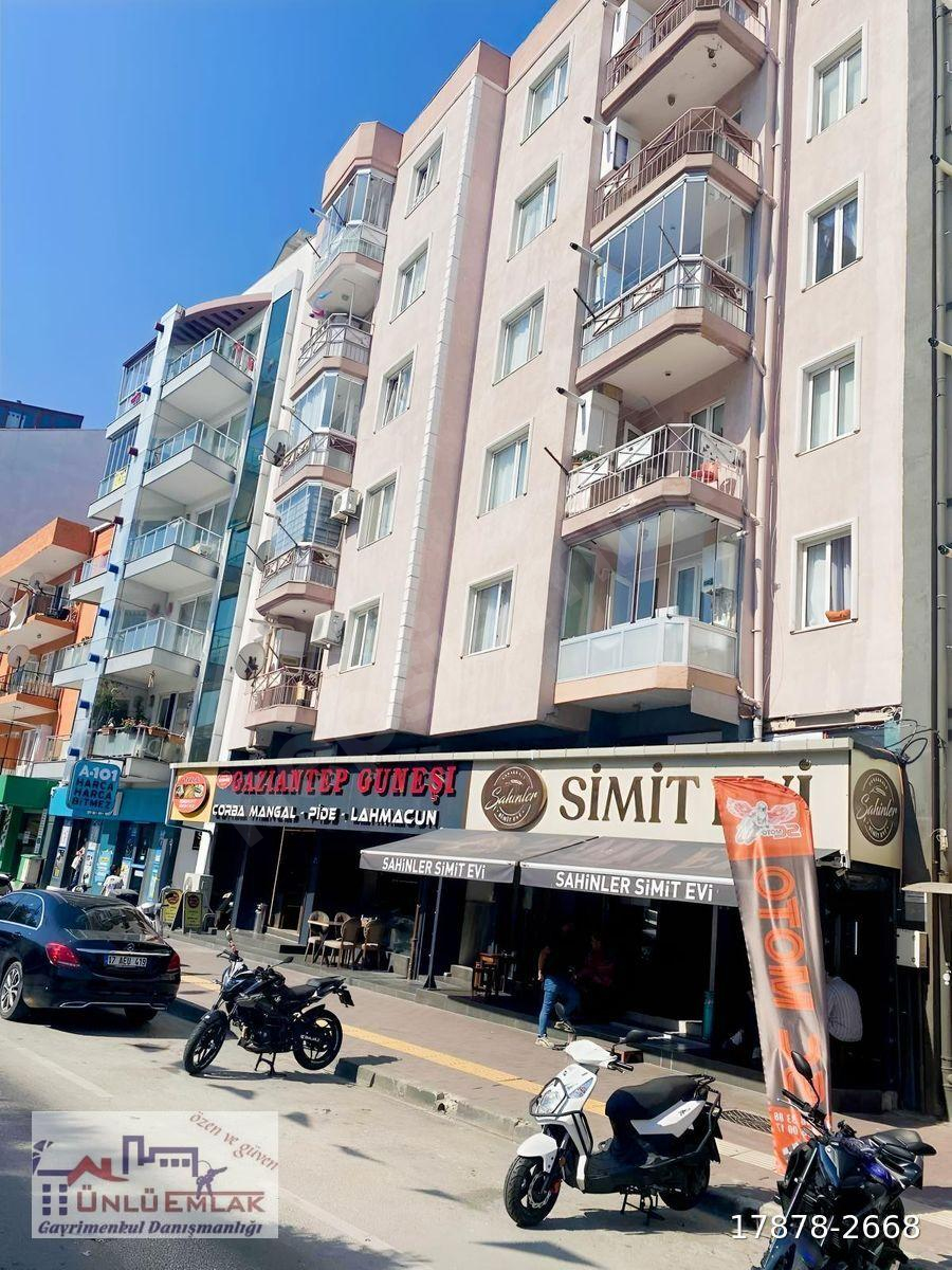 ÇANAKKALE BARBAROS MAHALLESİ YENI EŞYALI 2 + 1 SATILIK DAİRE