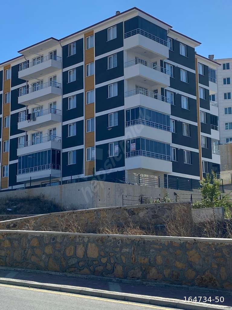 TÜRKER EMLAK'TAN NOVADA AVM ARKASI SATILIK 3+0 DAİRE