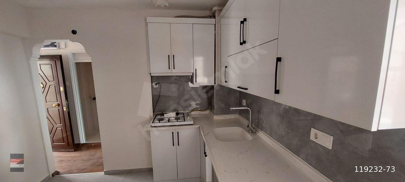 Bayraklı Mansuroğlu Mah.3+1 Mrk.Doğalgazlı Kiralık Daire.
