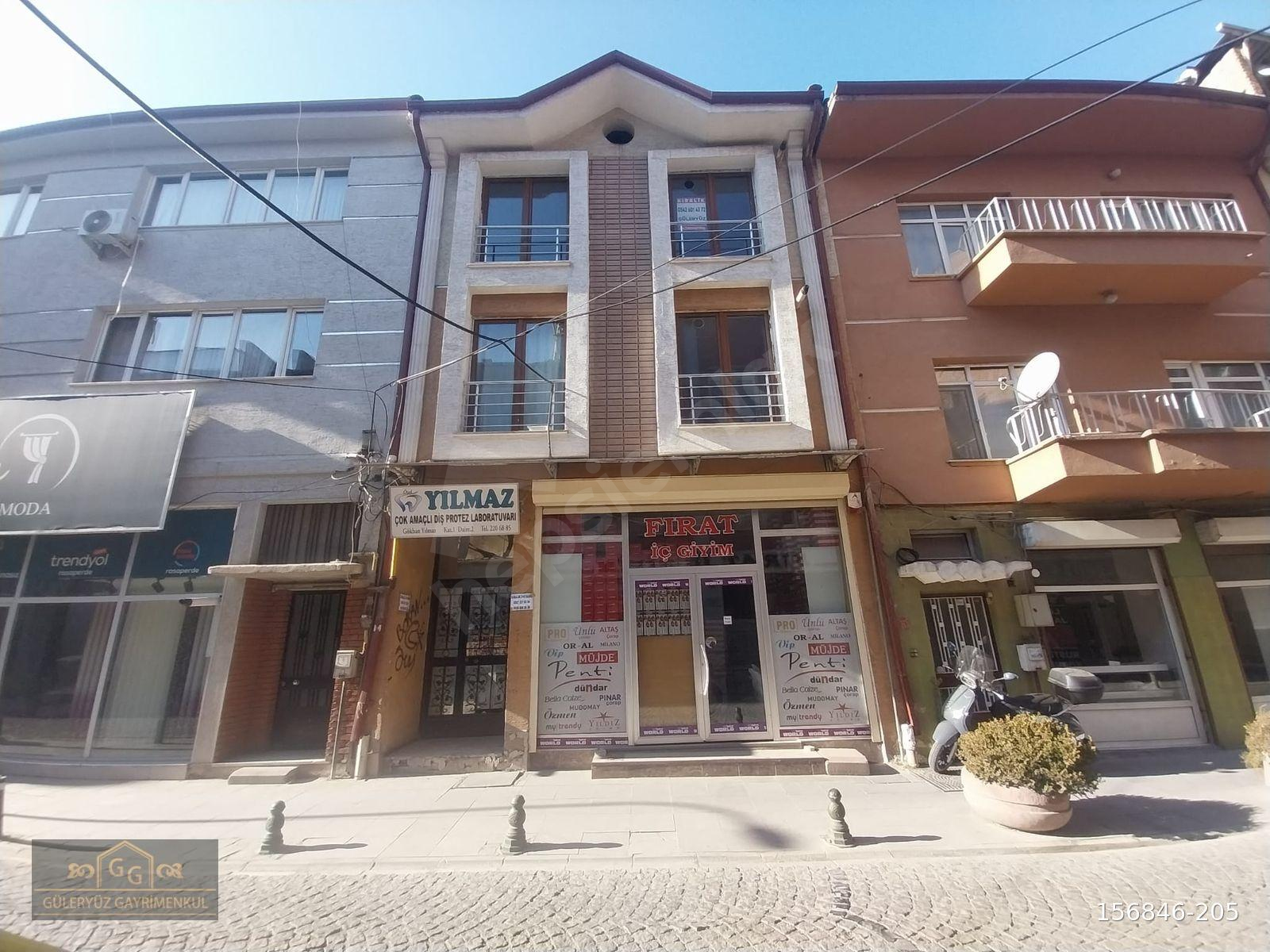 DELİKLİTAŞ MAHAMYOLU ASARCIKLI YANI ÇARŞI MERKEZ SATILIK 1+1 DAİRE