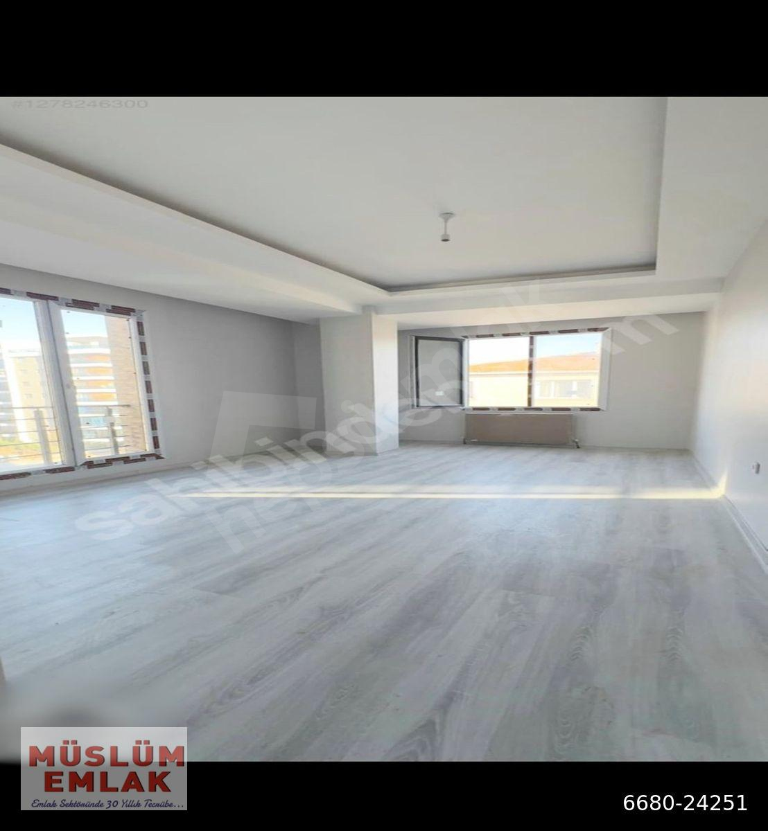 MÜSLÜM EMLAK'TAN AMBARLI'DA GENİŞ FERAH 2+1 DAİRE