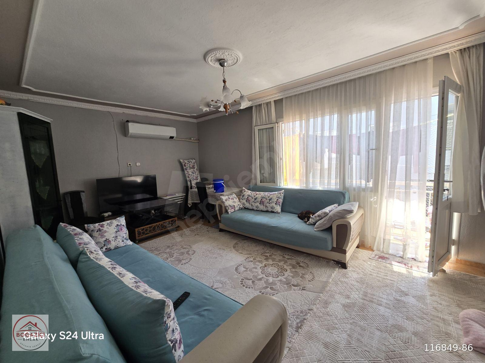 İzmir Bayraklı adalet mah 2+1 99m2 satılık daire