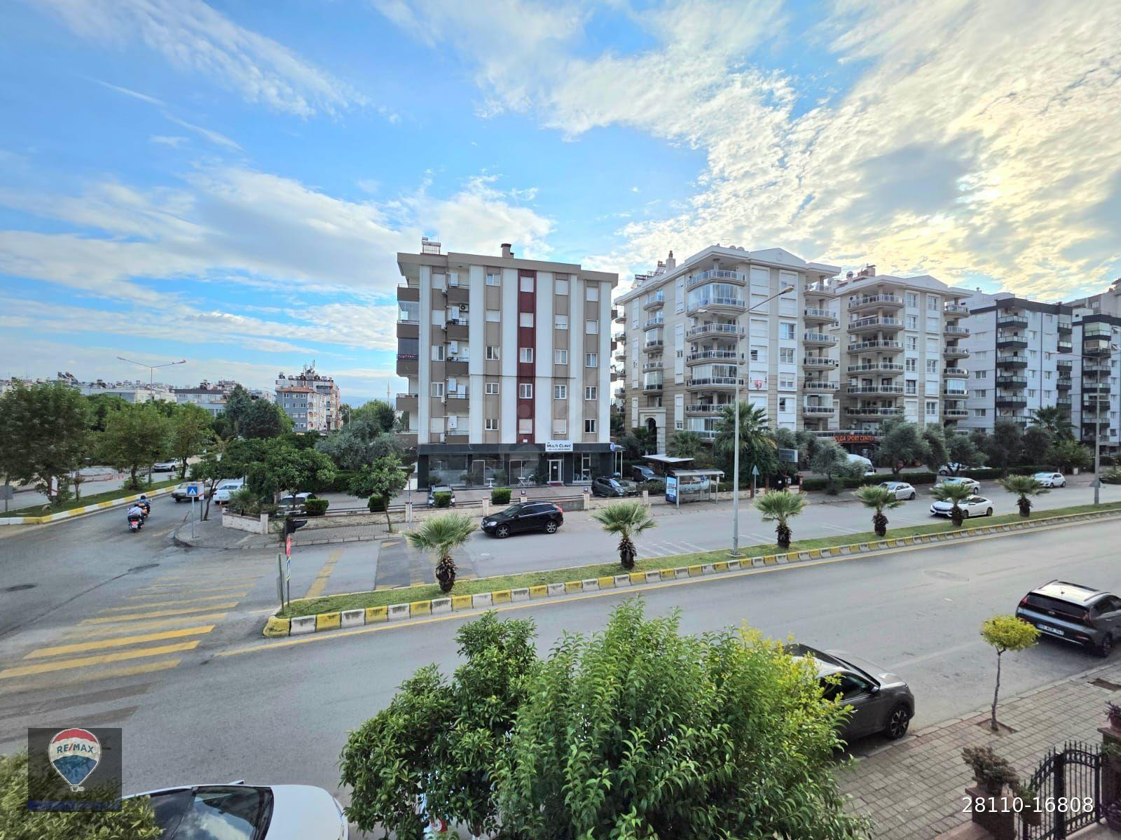 AYDIN GİRNE MAHALLESİ ŞAİR ÖMER BULVARI’NDA GENİŞ 4+1 TÜM İHTİYAÇLARINIZ KAPINIZDA