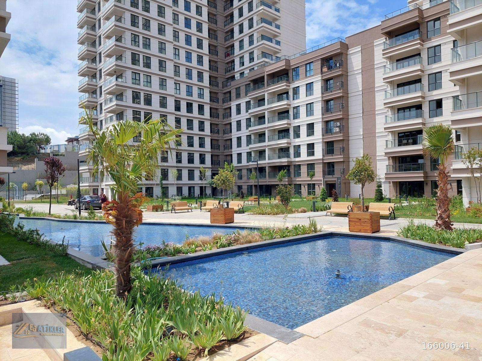 Referans Bahçeşehir Manzaralı 4,5+1 Kiralık Daire