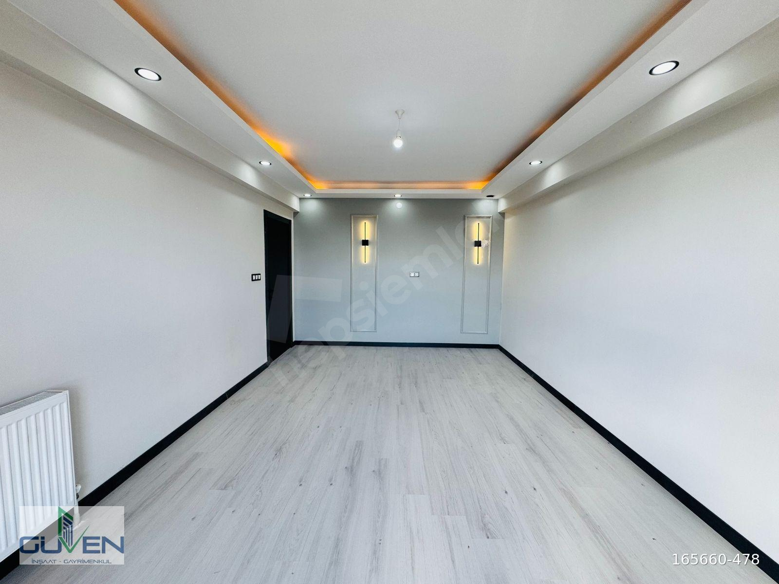 GÜVEN'DEN KAPAKLIDA EBV.BANYOLU KAPALI OTOPARKLI GENİŞ 2+1 DAİRE