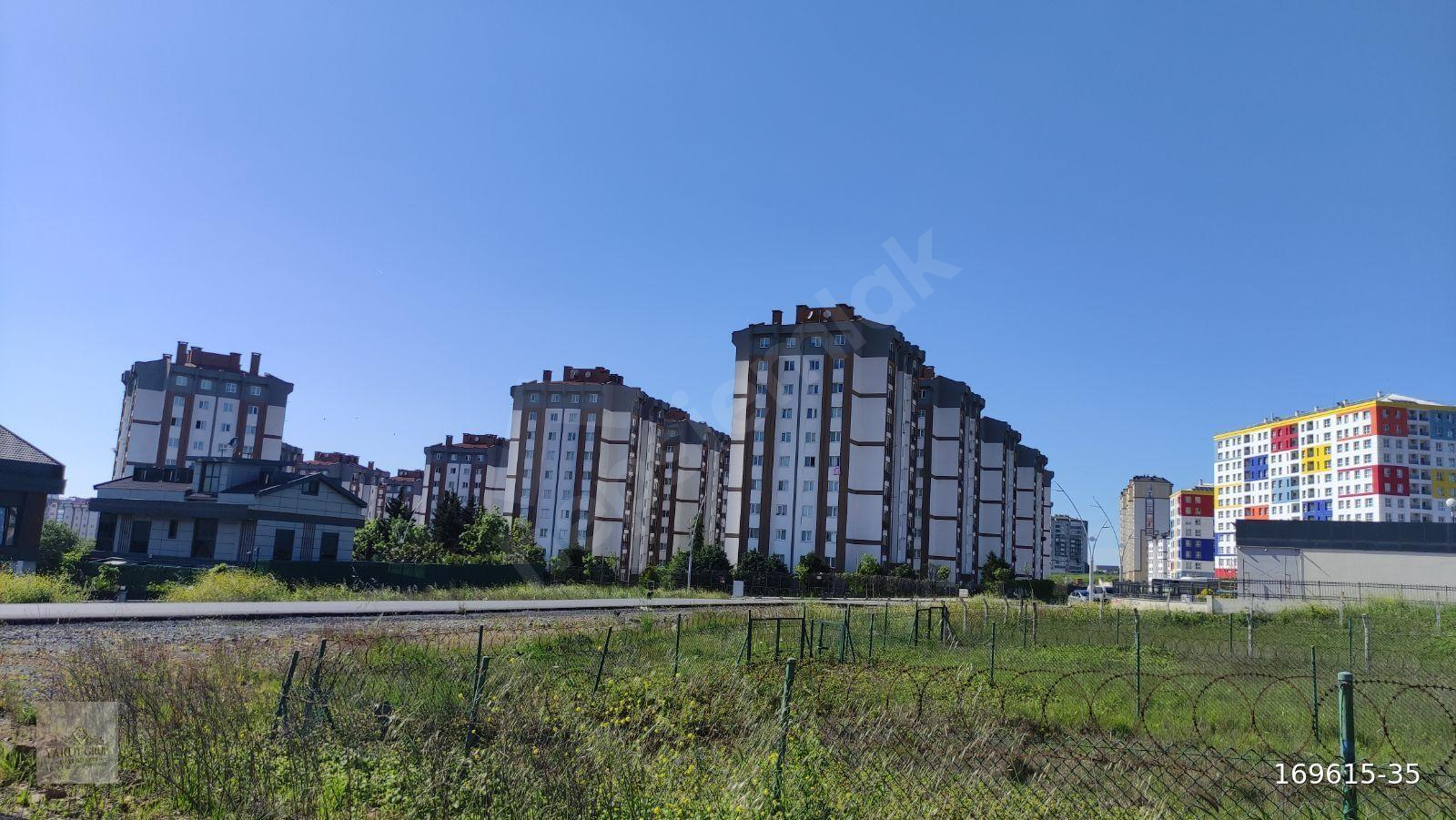 230 FAVORİ İÇİN ÇOK ACİL HADIMKÖY KİPTAS-1 SİTEDE FİRSAT DAİRE