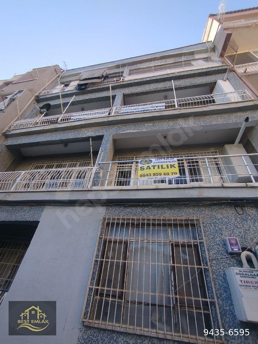 ŞEHİR MERKEZİNDE NAMIK KEMAL ORTAOKULU KARŞISINDA BAKIMLI 3+1 ARAKAT SATILIK DAİRE