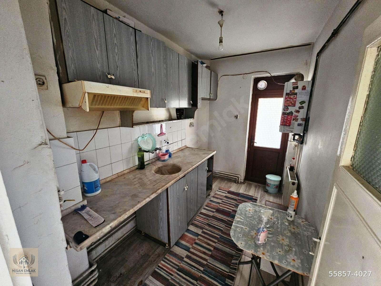 Ankara,Keçiören,Aydınlıkevler Mahallesi, Katta 3+1
