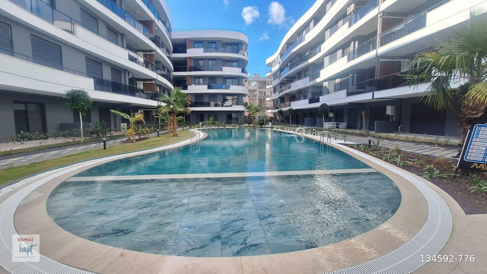KUŞADASINDA KONFORLU TATİL KEYFİNDE SATILIK 2+1 DAİRE
