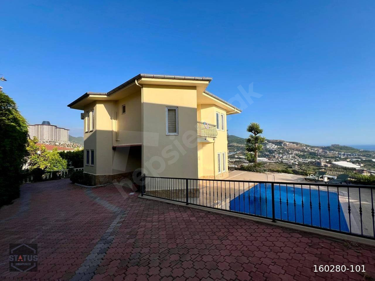 VILLA 3+1 HAVUZ LU