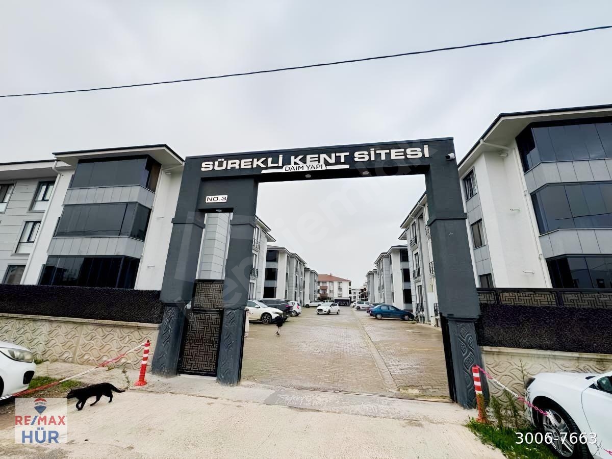 RE/MAX HÜR' DEN YAĞCILAR'DA ARA KAT YATIRIMLIK DAIRE