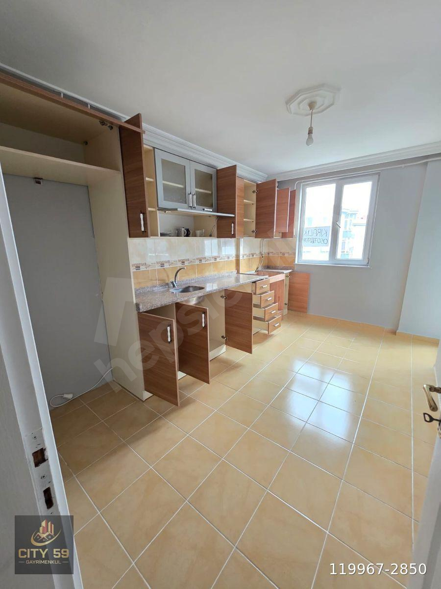 Tekirdağ 100 yıl mah 3+1 kiralık daire