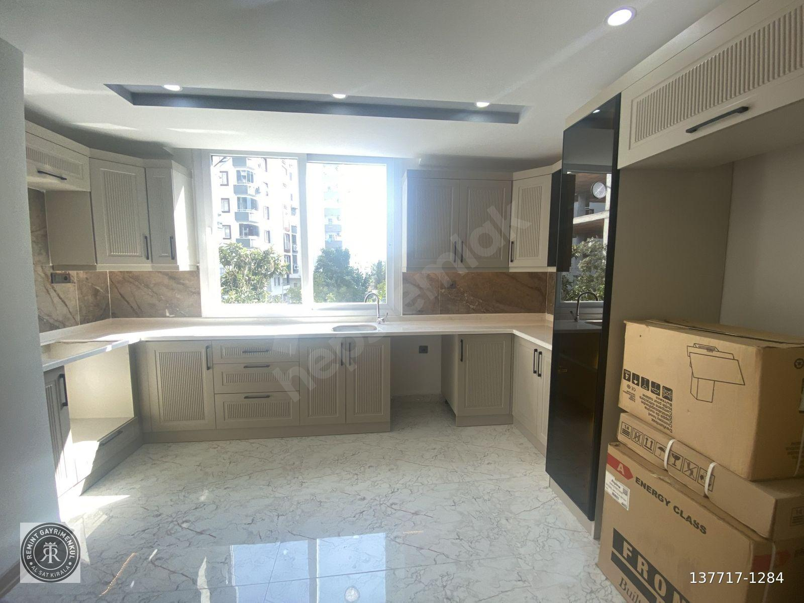 ÇUKUROVA GÜZELYALI MH 4+1 GENİŞ FULL YAPILI SATILIK DAİRE
