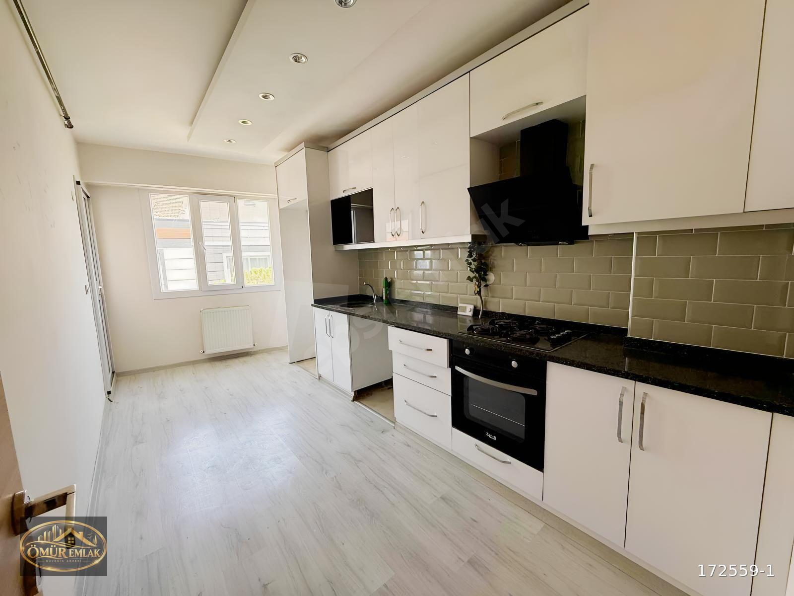 Muradiye Mah Su Deposu Civarı 2+1 K.Mutfak Kiralık Daire