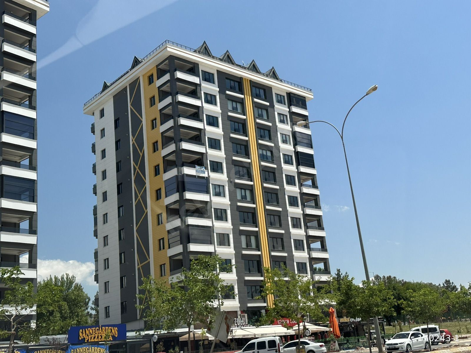 FENER EMLAK’TAN SATILIK DAİRE LÜKS SİTE İÇİNDE FULL