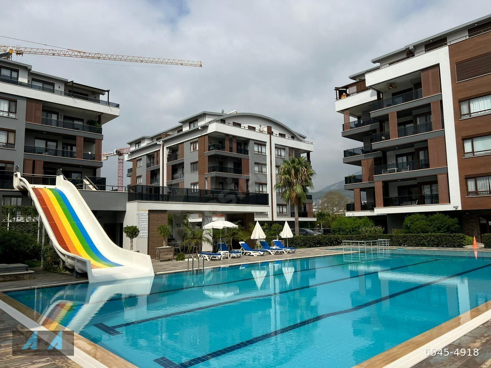 Alanya Oba’da Satılık 5+1 Full Eşyalı Dubleks Daire