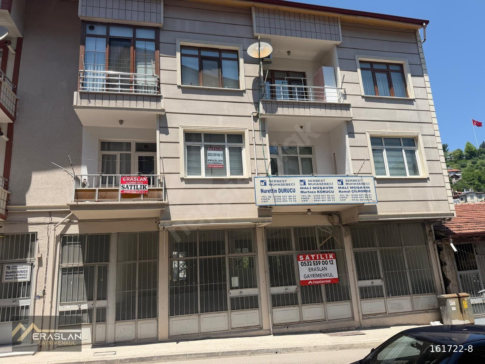 TOKAT NİKSAR MERKEZDE SATILIK 3+1 DAİRE HACI AHMET NİKSARİ CAD.( HALICILAR CADDESİ )