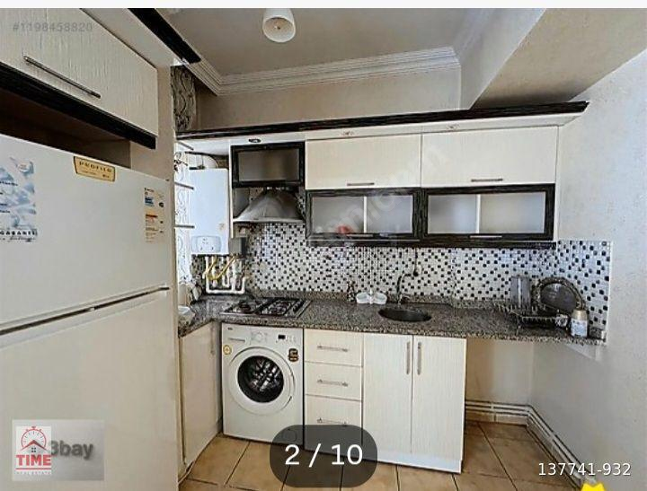 TIME KURUMSAL'DAN-BAHÇELİEVLER'DE-AİLE APARTMANINDA-EŞYALI-2+1