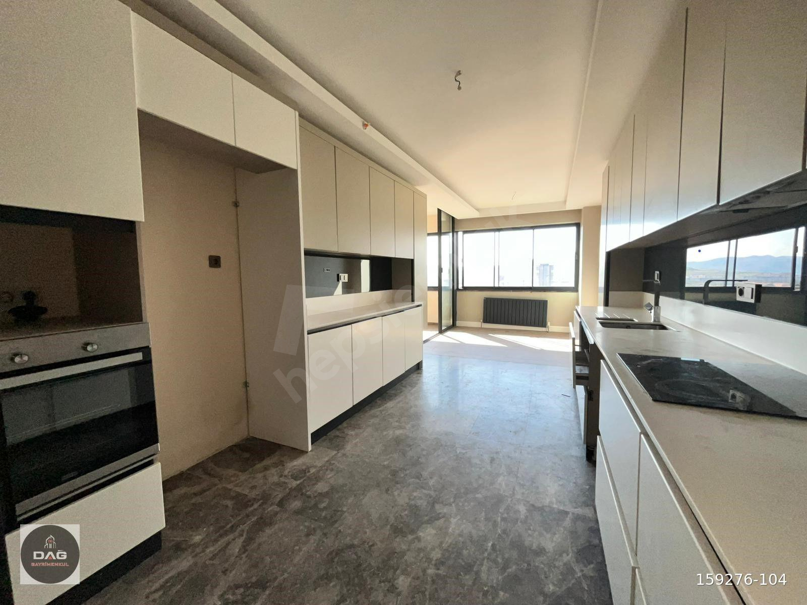 DAĞ GAYRİMENKULDAN OVACIK MANZARALI LÜKS YAPILI 3,5+1 DAİRE
