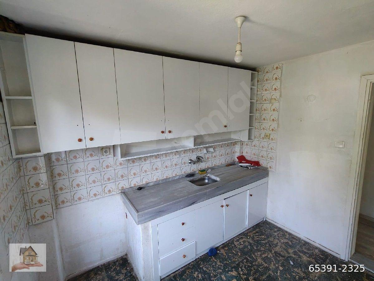 HALİL EMLAK'TAN CUMA PAZAR YERİNDE BEKARA ÖĞRENCİYE 2+1 100 M2 20.000 TL