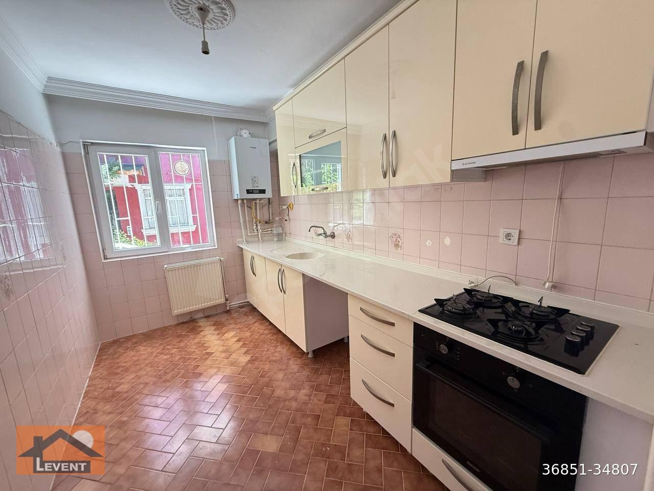 LEVENT'TEN NACİ ÇAKIR MAHALLESİNDE SİNAN CAD. PARALELİ 2+1, 95M2