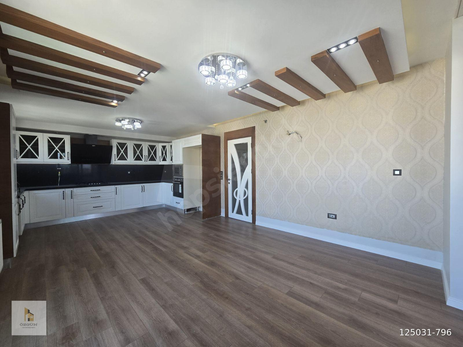 Ebru Elbaydan satılık 5+1 full ekstralı satılık daire