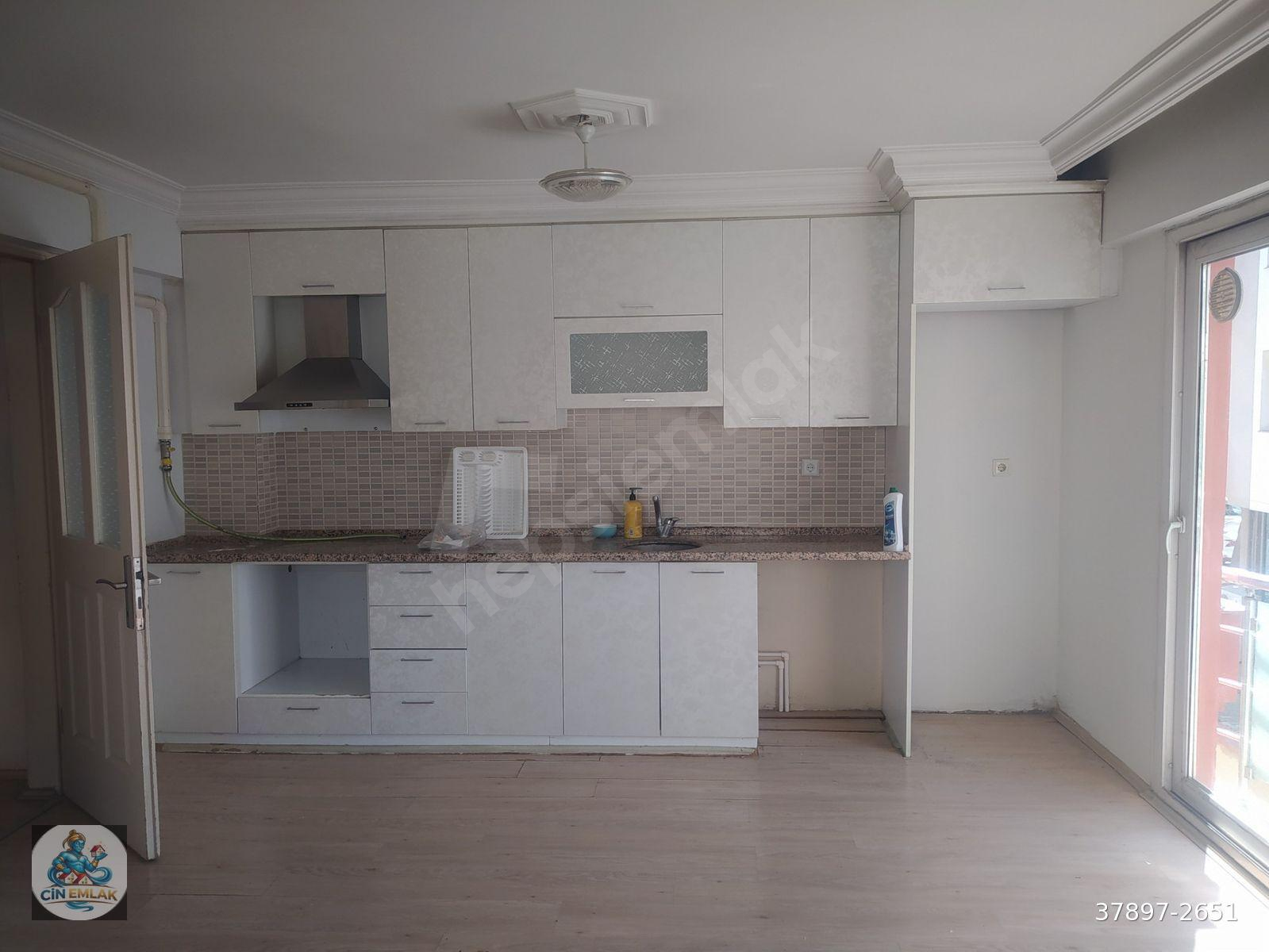 Salihli Cin Emlak'tan Yörük Mah Avar Cad Üzerinde Kiralık 2+1 Doğalgazlı Asansörlü 100 M2 1 Kat