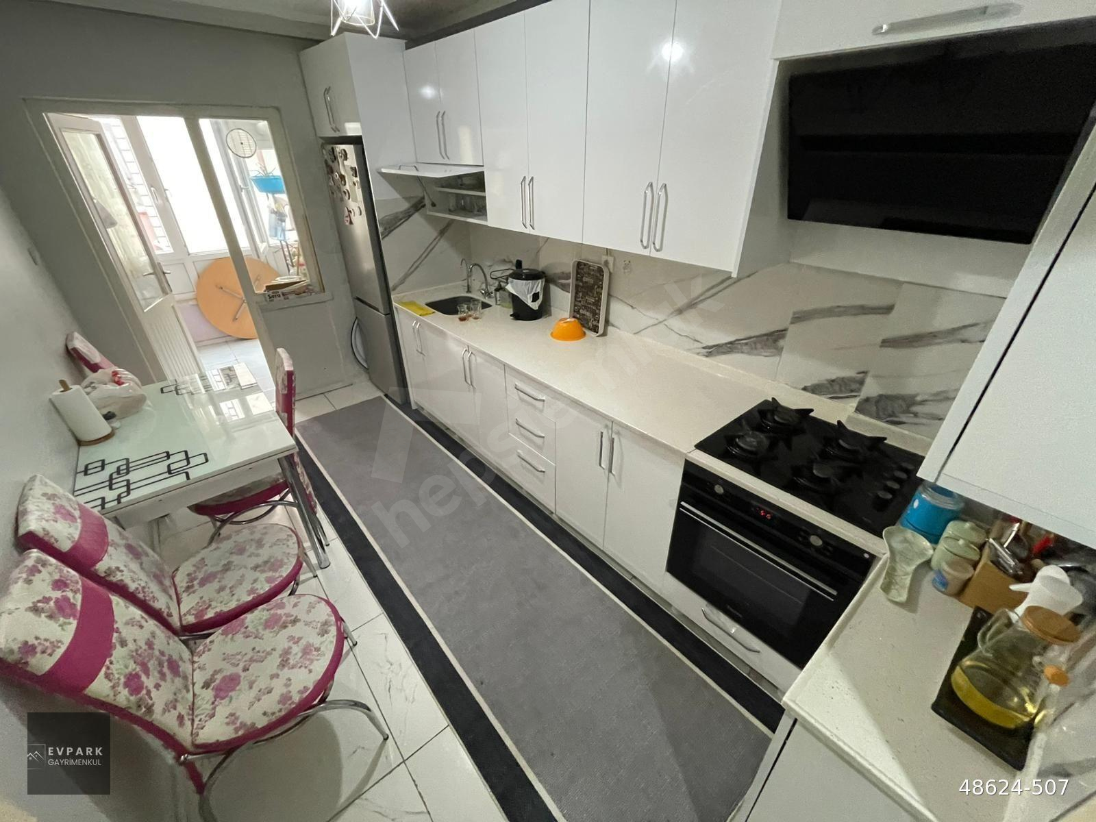 AHİ EVRAN MAH.'DE SALON BAĞIMSIZ KATTA FIRSAT SATILIK DAİRE