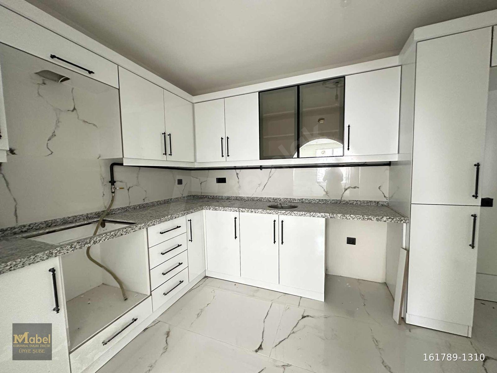 MABELDEN ANA YOLA SIFIR İÇİ FULLL YAPILI FIRSAT KİRALIK DAİRE