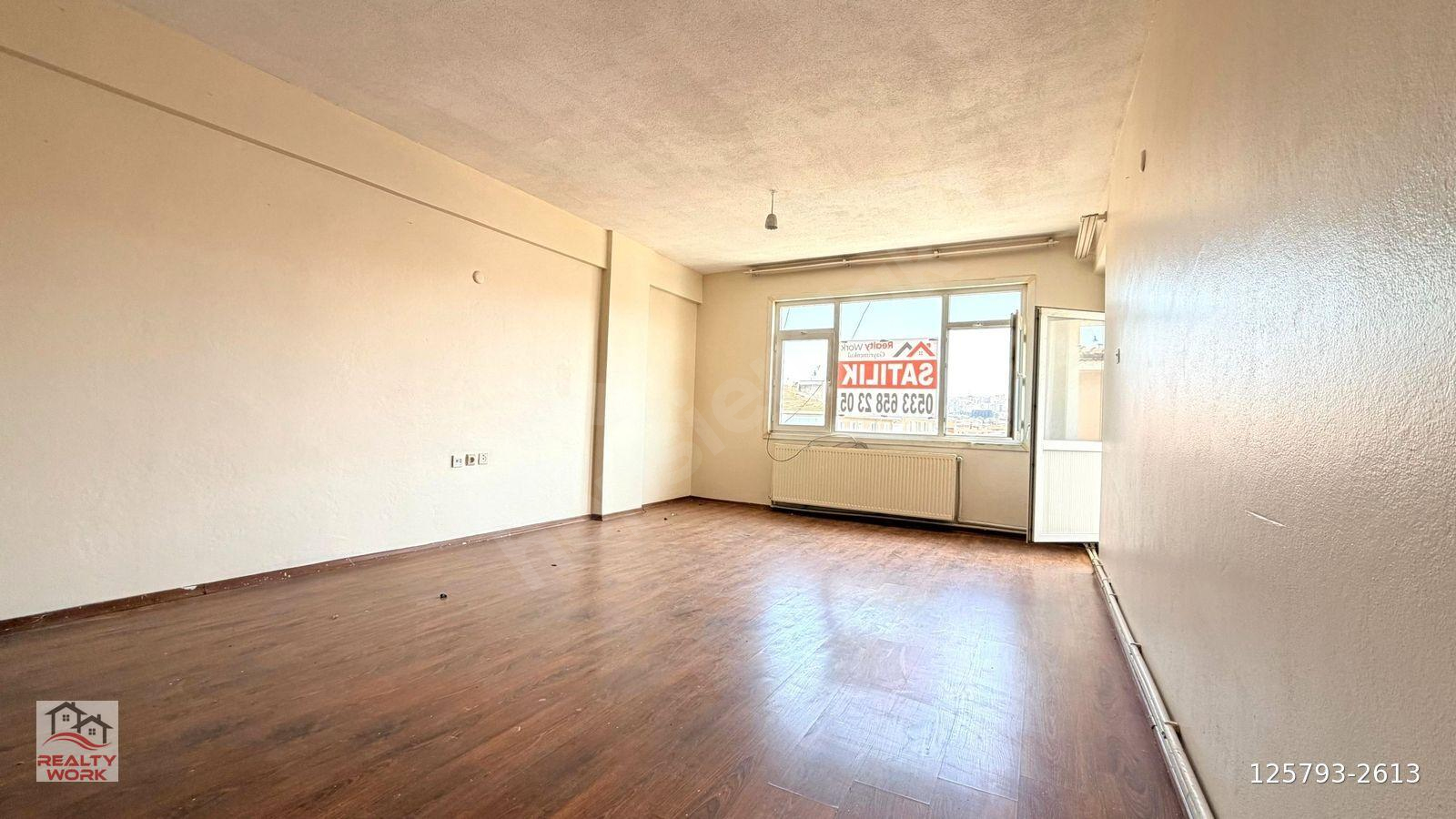 DARICA ATATÜRK CADDESİ YANI / MERKEZİ KONUMDA 3+1 SATILIK DAİRE