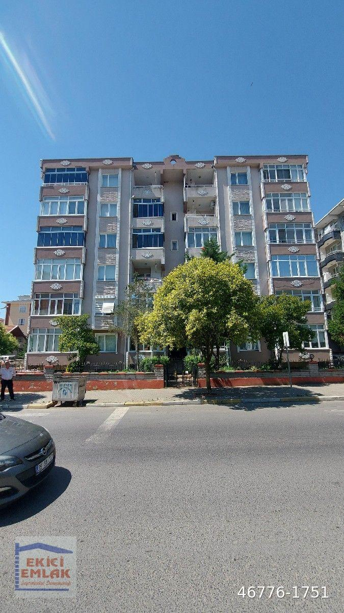 EKİCİ EMLAKTAN DİNDOĞRU MAHALLESİ PAZARCI APT KİRALIK ARAKAT DAİRE ASANSÖRLÜ 3+1
