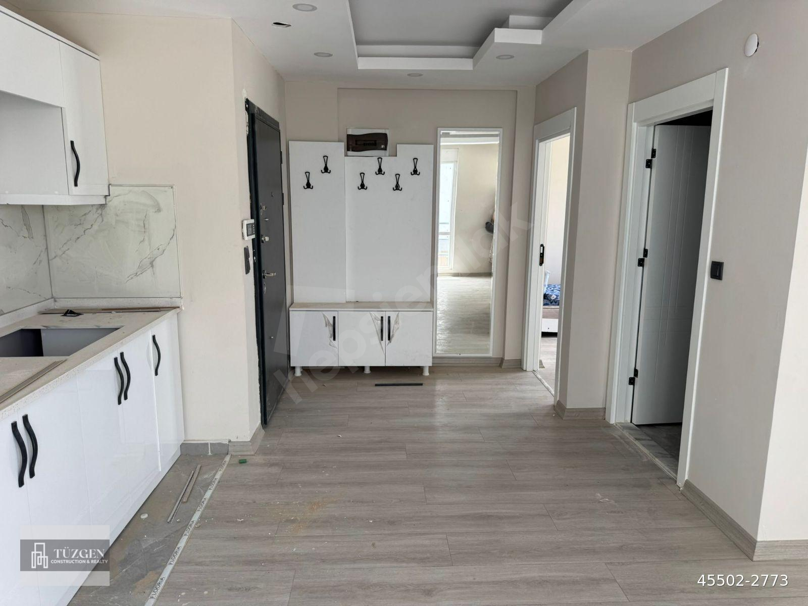 DÖŞEMEALTI YENİKÖY'DE OTURUMA HAZIR SATILIK 1+1 DAİRE