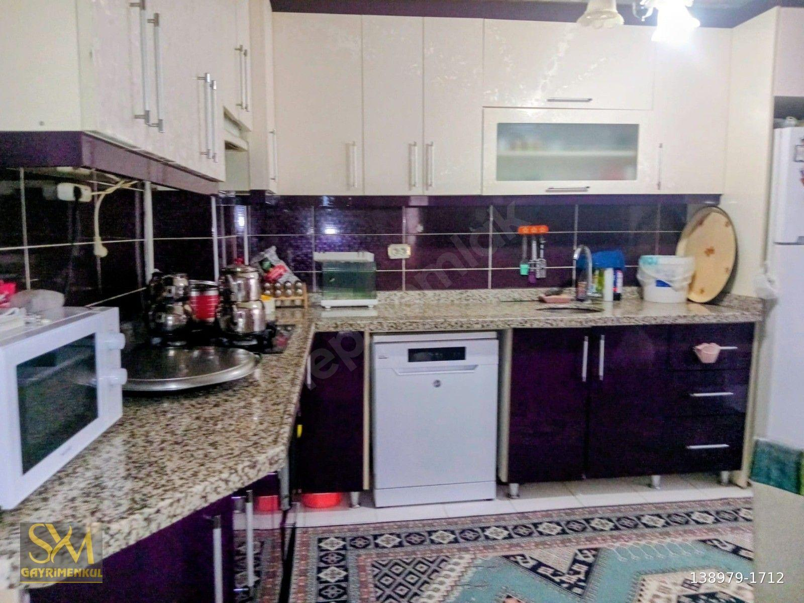 SYM'DEN PLEVNE MH KATTA CADDEYE ULAŞIMA Y.YAPILI 3+1DAİRE!!