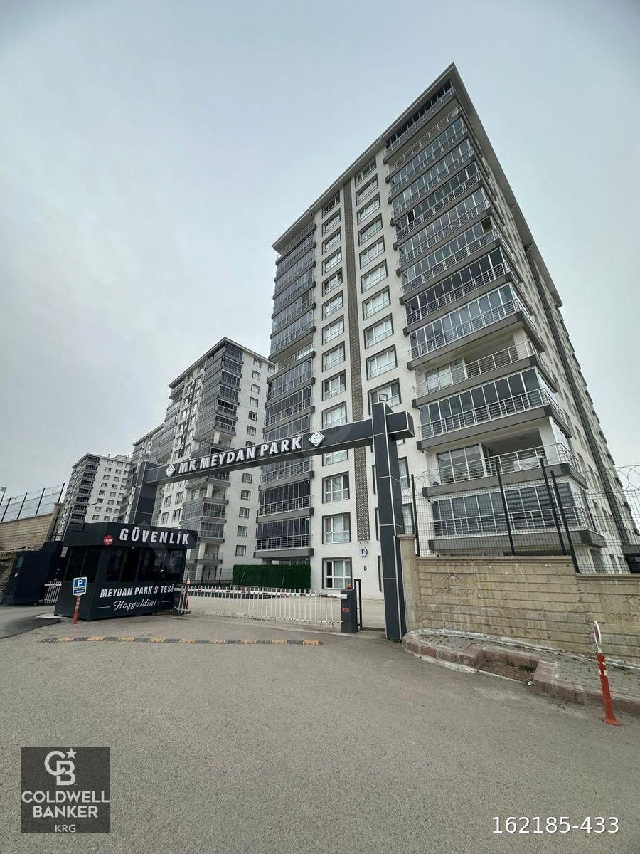 MEYDAN PARK'TA PROTOKOL YOLUNA CEPHELİ 163 M2, 4+1 SATILIK DAİRE