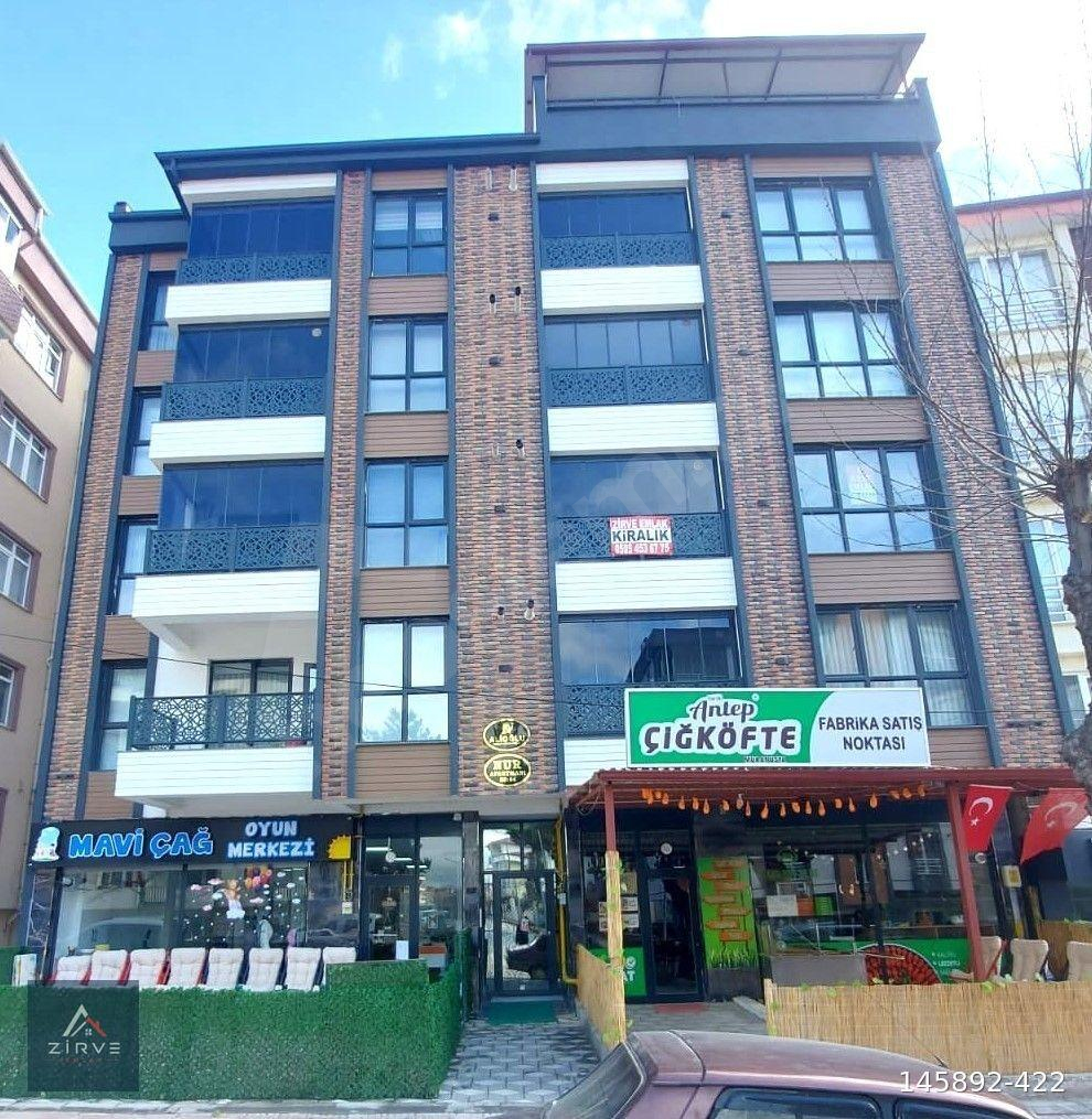 ZİRVE EMLAKTAN LİSE CADDESİNDE EŞYALI KİRALIK 1+1 DAİRE