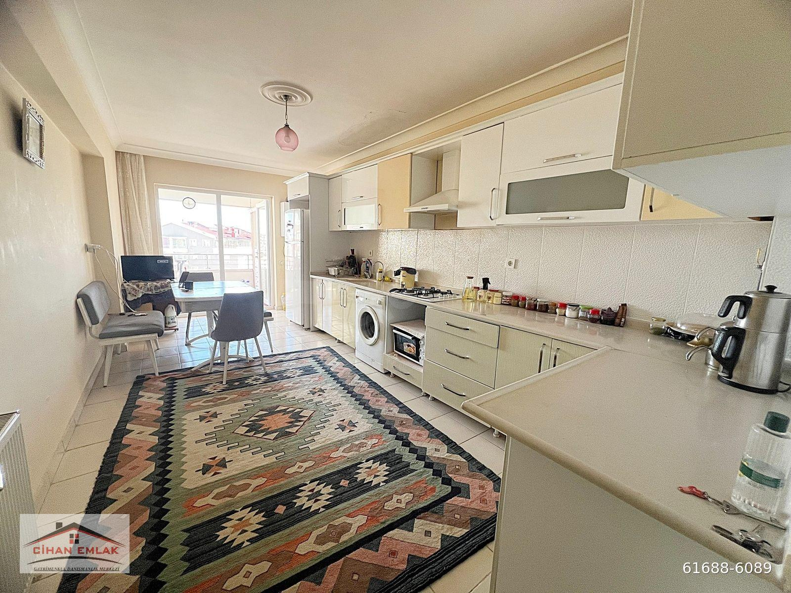 AVCILARDA İSKANLI KÖK TAPU SEYRANİ GÖBEK YANI GENİŞ TERAS BALKON