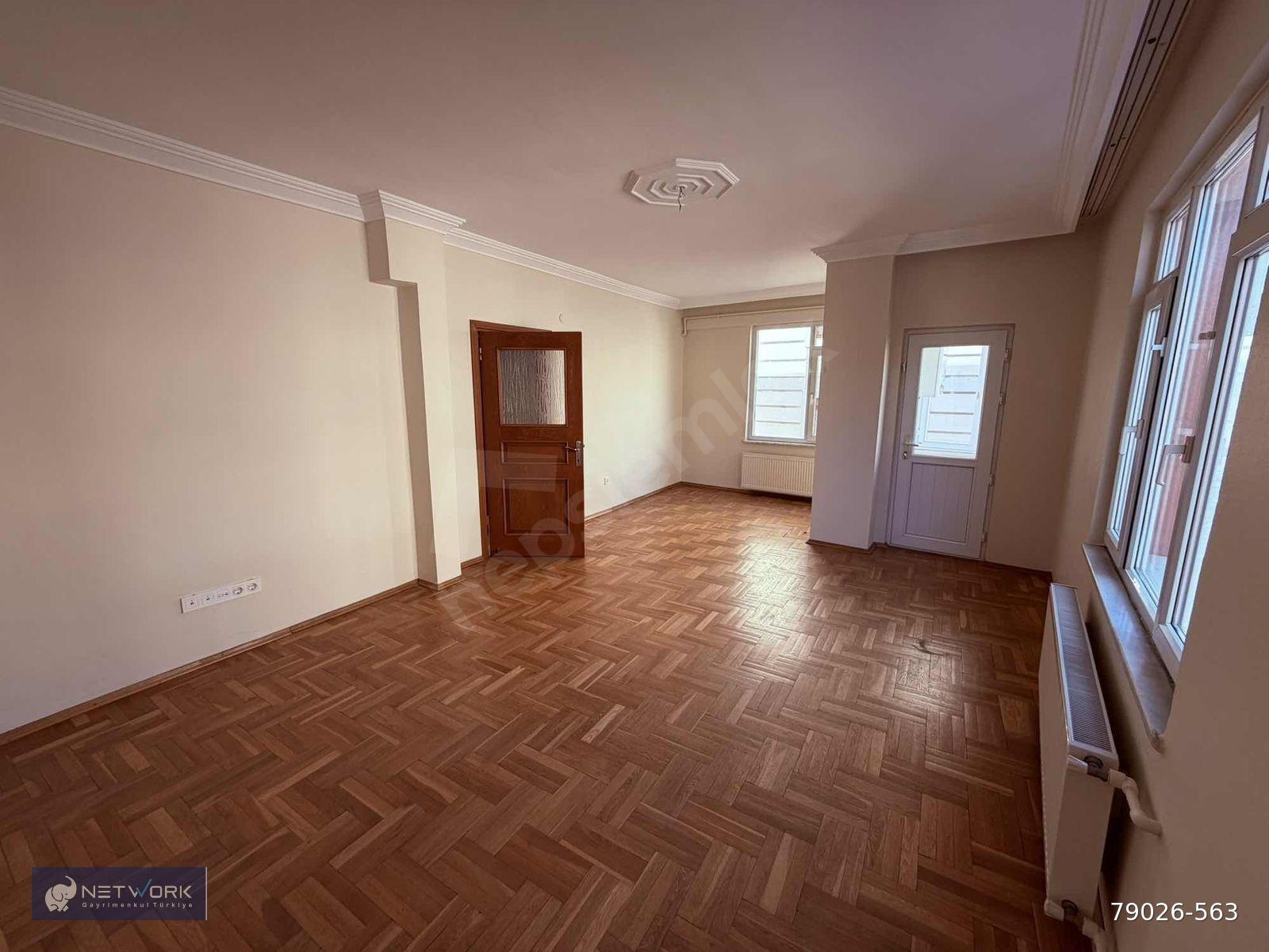 AZ KULLANILMIŞ / ATAŞEHİR FETİH MAH 3+1 SATILIK DAİRE
