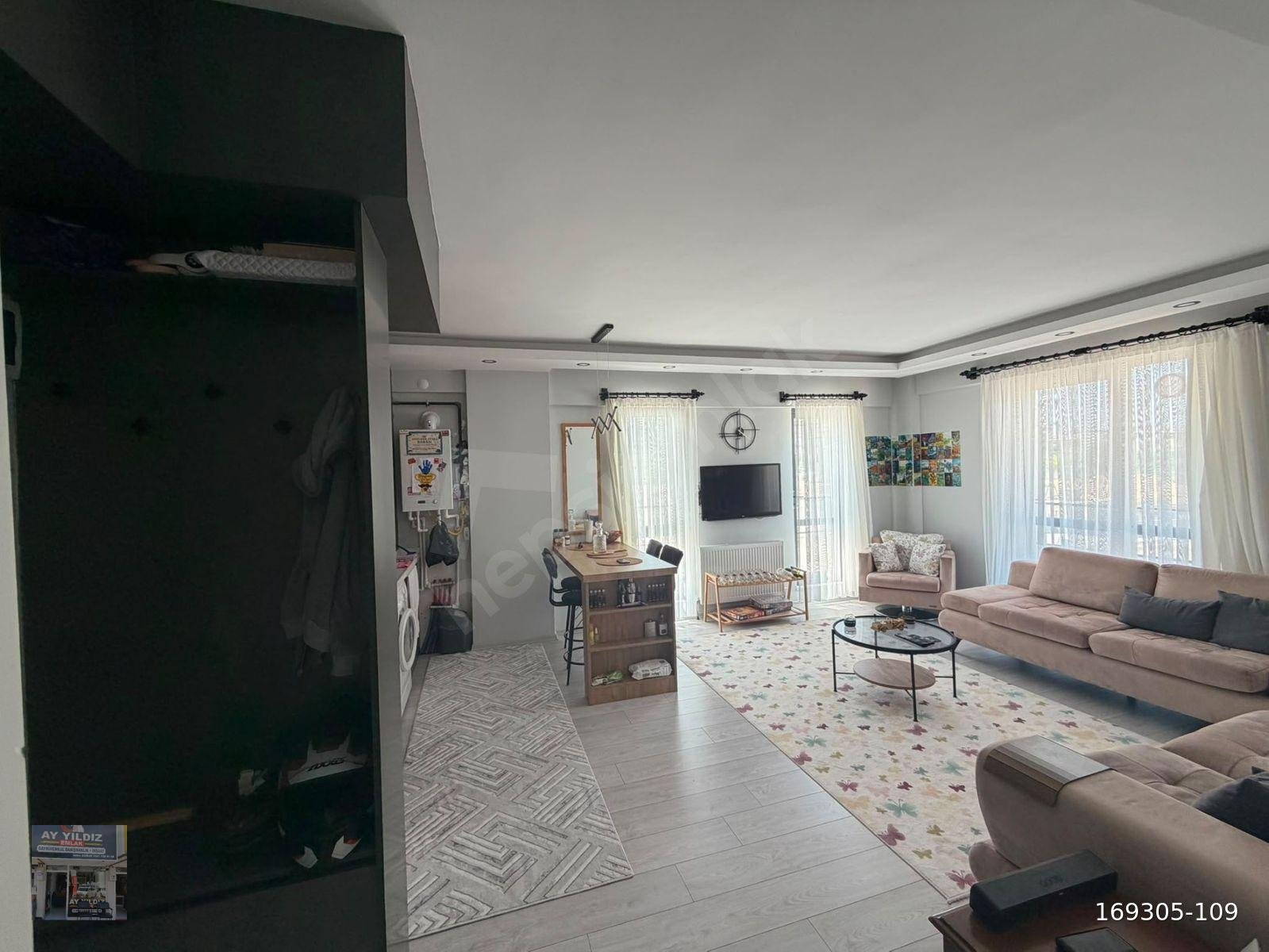 AYYILDIZ EMLAK,dan satılık ve kiralık konya ereğli hastane karşısında full yapılı 1+1 daire 60 metre
