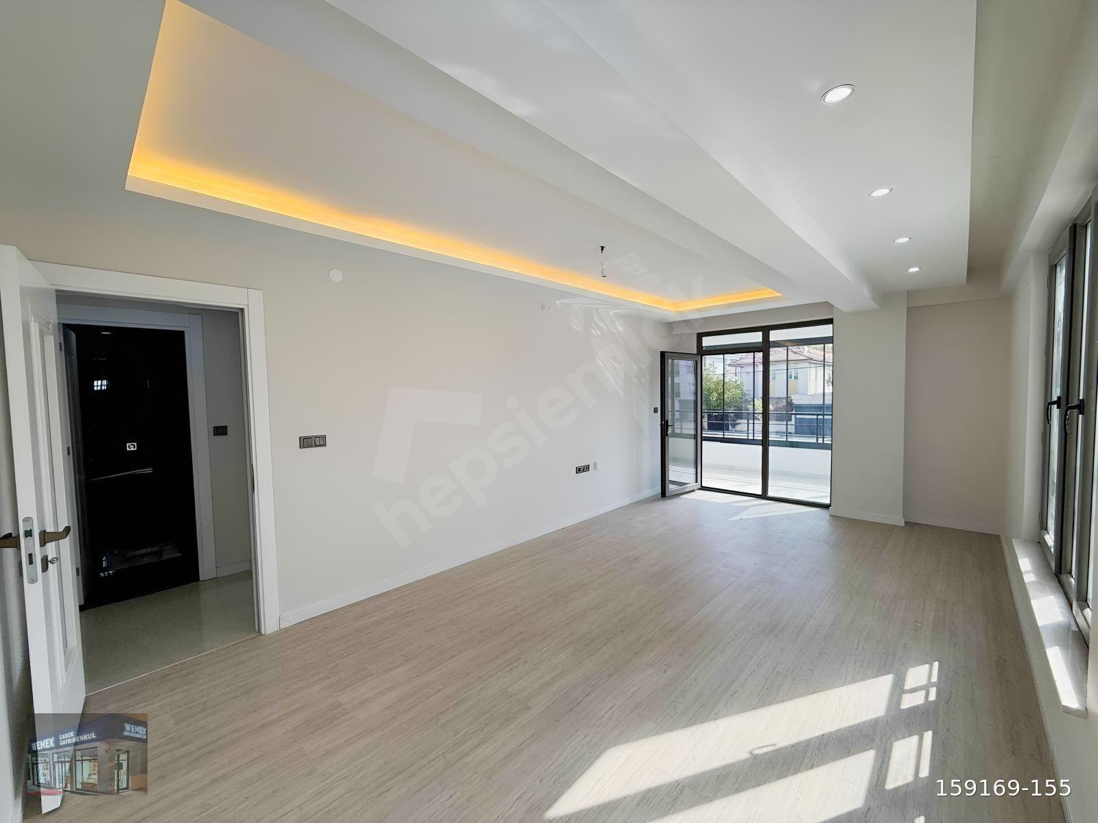 TEPEBAŞI YEŞİLTEPE MAH. HALİT İLBAY CAD. AYRIK NİZAM SATILIK 3+1