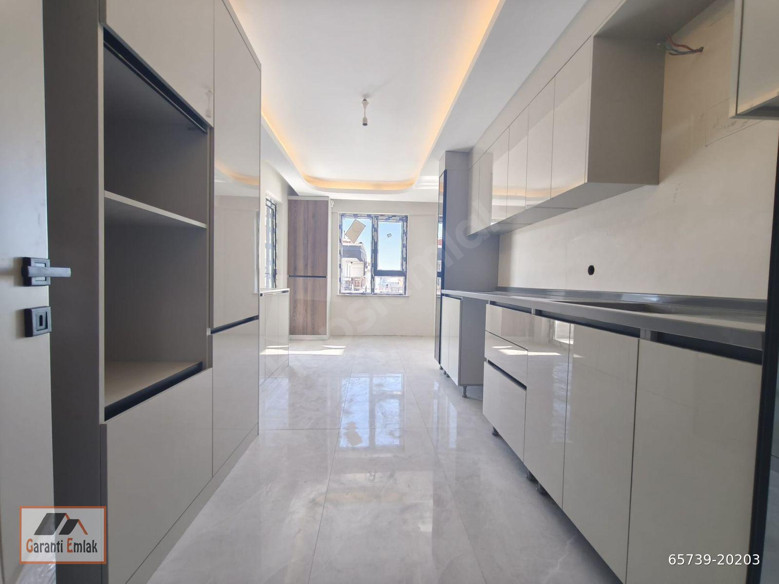 SİTE DAİRESİ KONFORUNDA ŞIK VE KULLANIŞLI 4+1