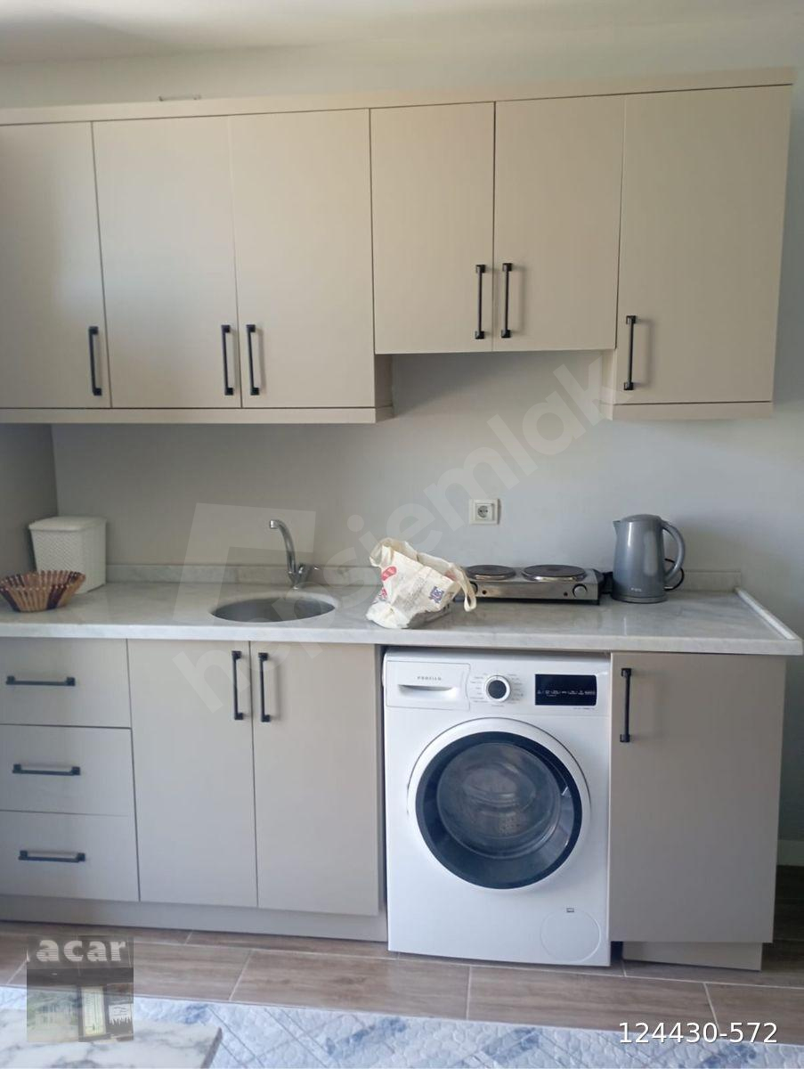 MEYDAN MAH: GİRİŞİNDE YENİ YAPI 1+1 EŞYALI KİRALIK DAİRE