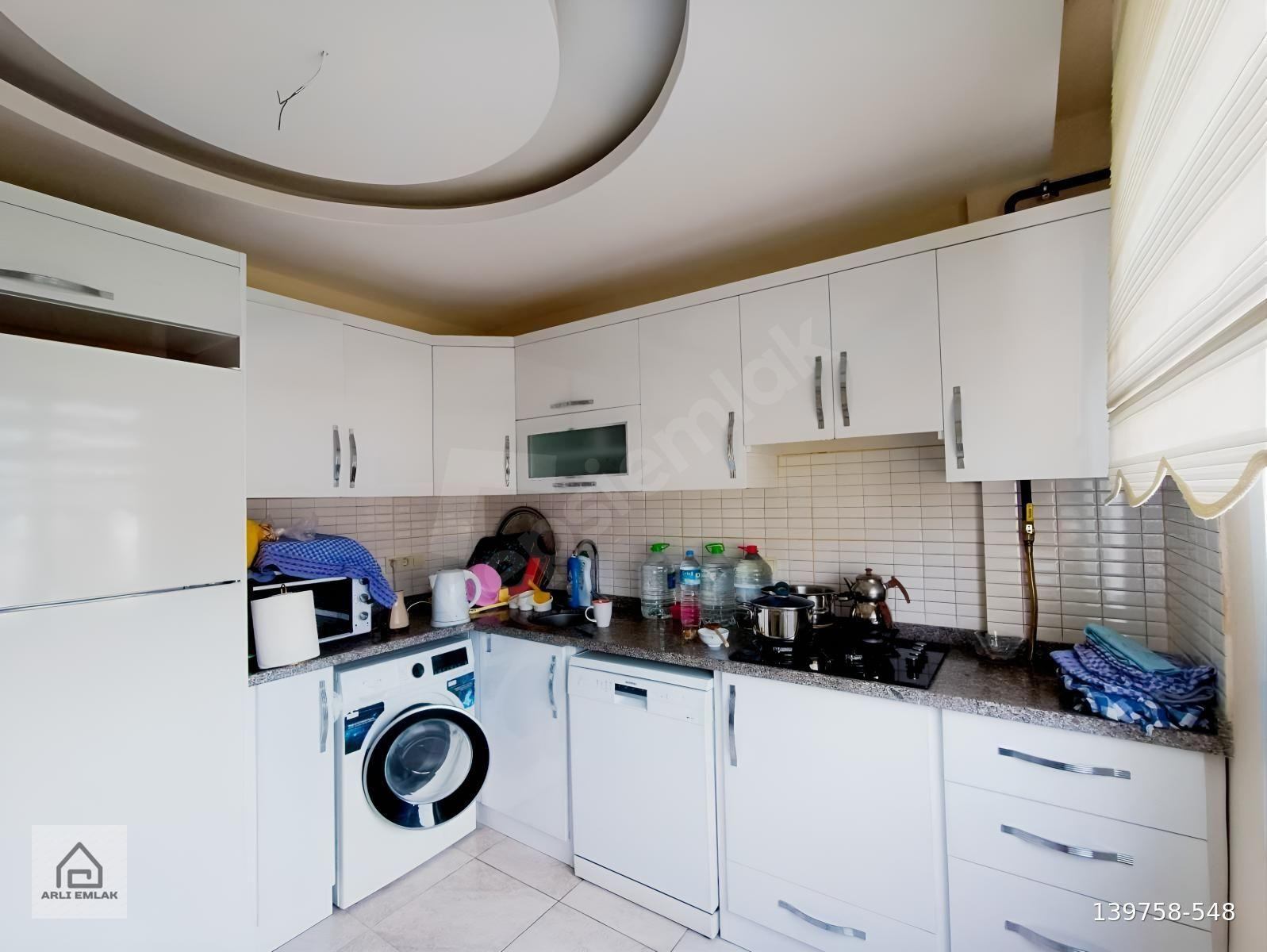 YEŞİL MAHALLEDE SATILIK 3+1 DAİRE