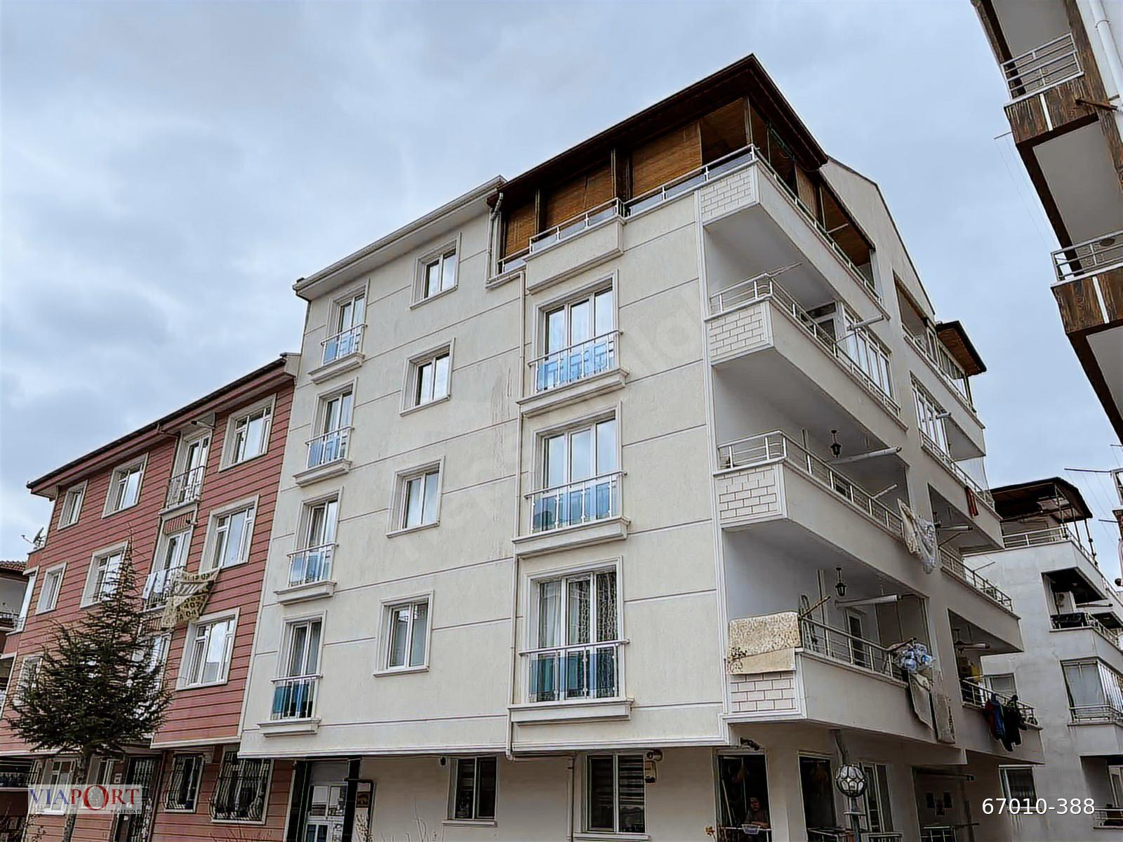 ETİMESGUT İSTASYON MAH.4+1 MASRAFSIZ FUUL YAPILI SATILIK DUBLEX