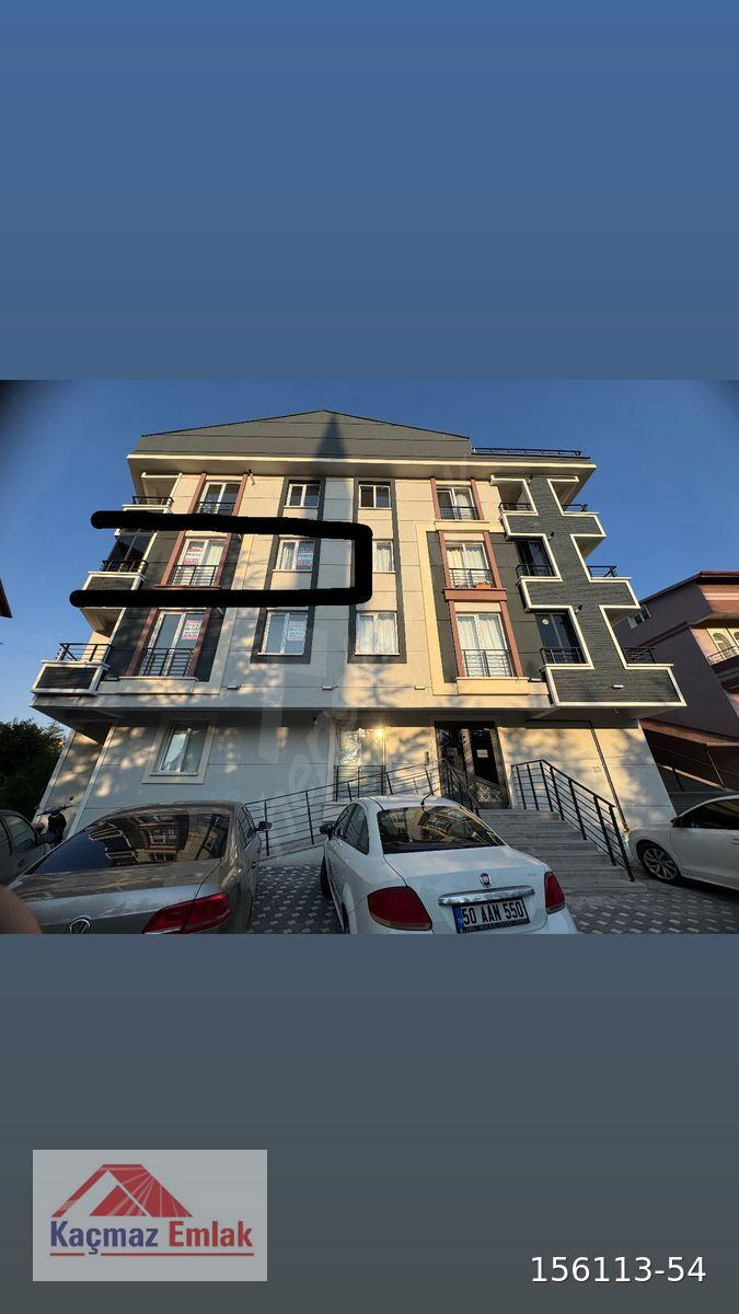 Jakem yakını 1+1 eşyalı daire