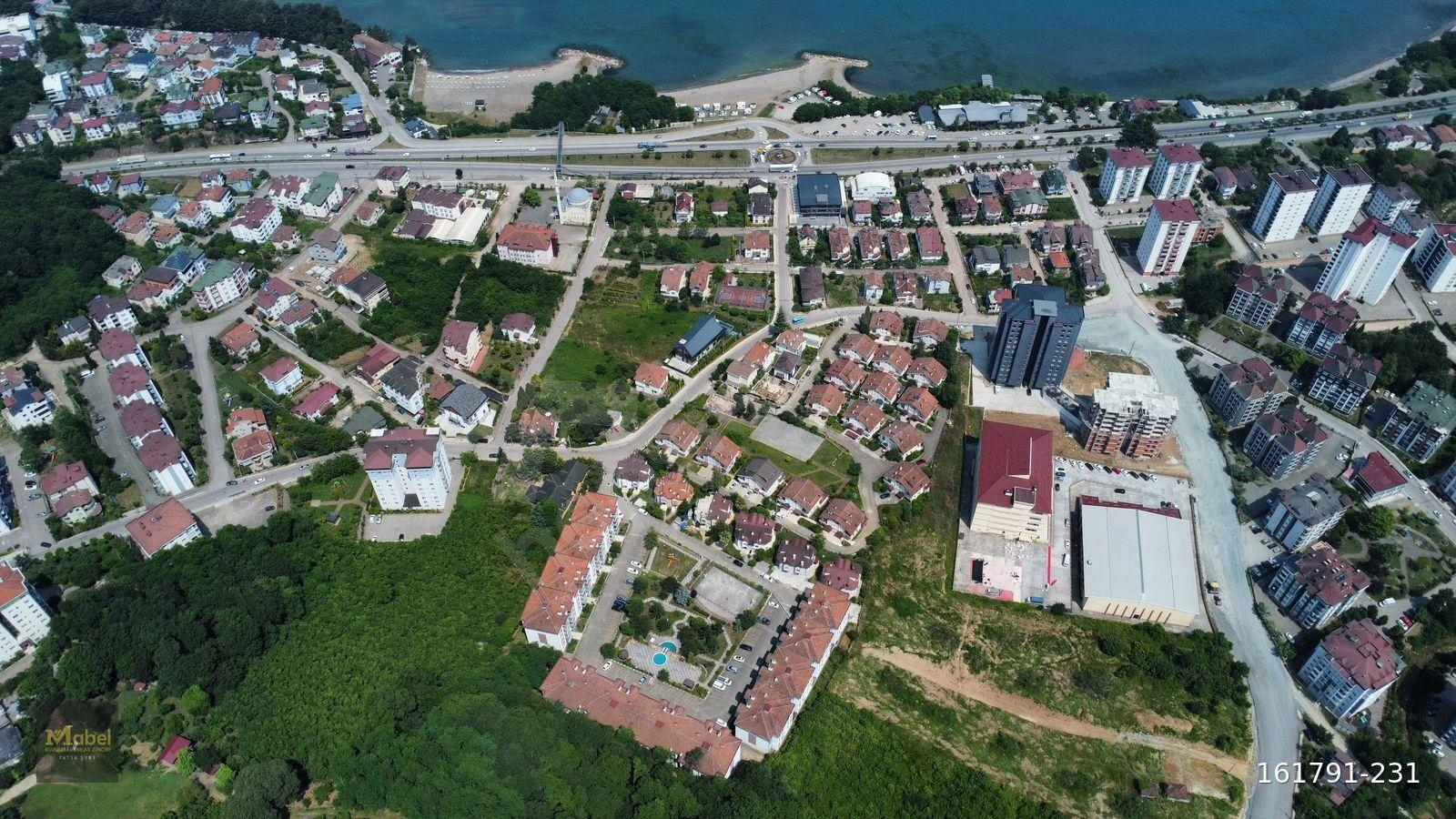 KOMİSYONSUZ ! DOLUNAY MAVİ EVLERDE İÇİ YENİLENMİŞ 3+1 DAİRE