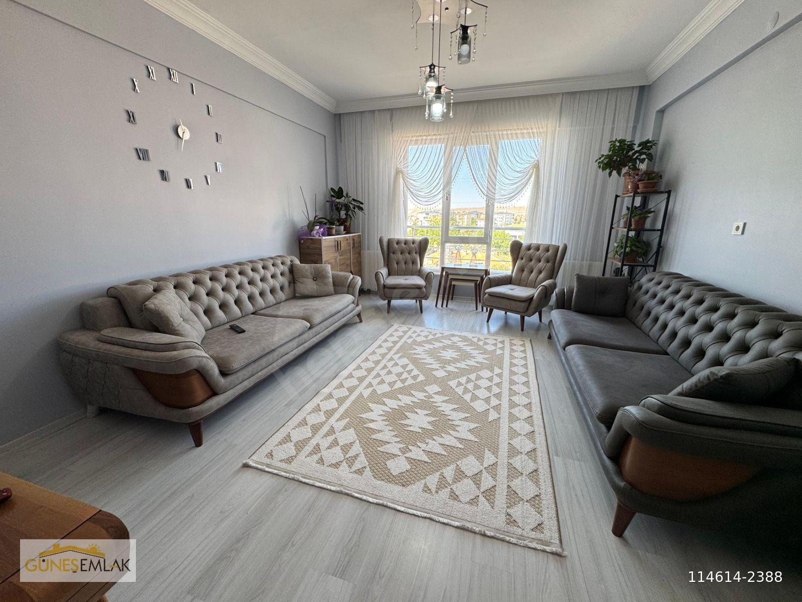 GENİŞ BALKONLU SATILIK DAİRE
