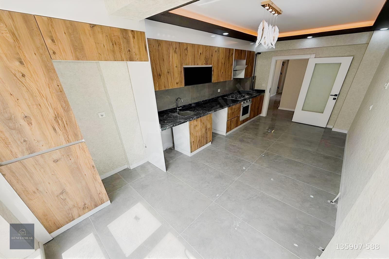 GÜNEŞ EMLAK*ÖN CEPHE KATTA ULTRA LÜKS 4+1 SATILIK DAİRE