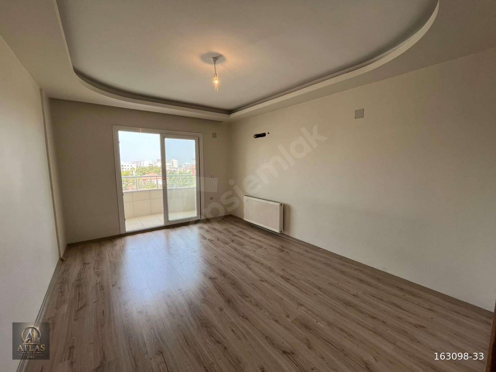 ATLAS VIP GAYRİMENKUL-ÇARŞIYA YAKIN SATILIK 3+1 DAİRE