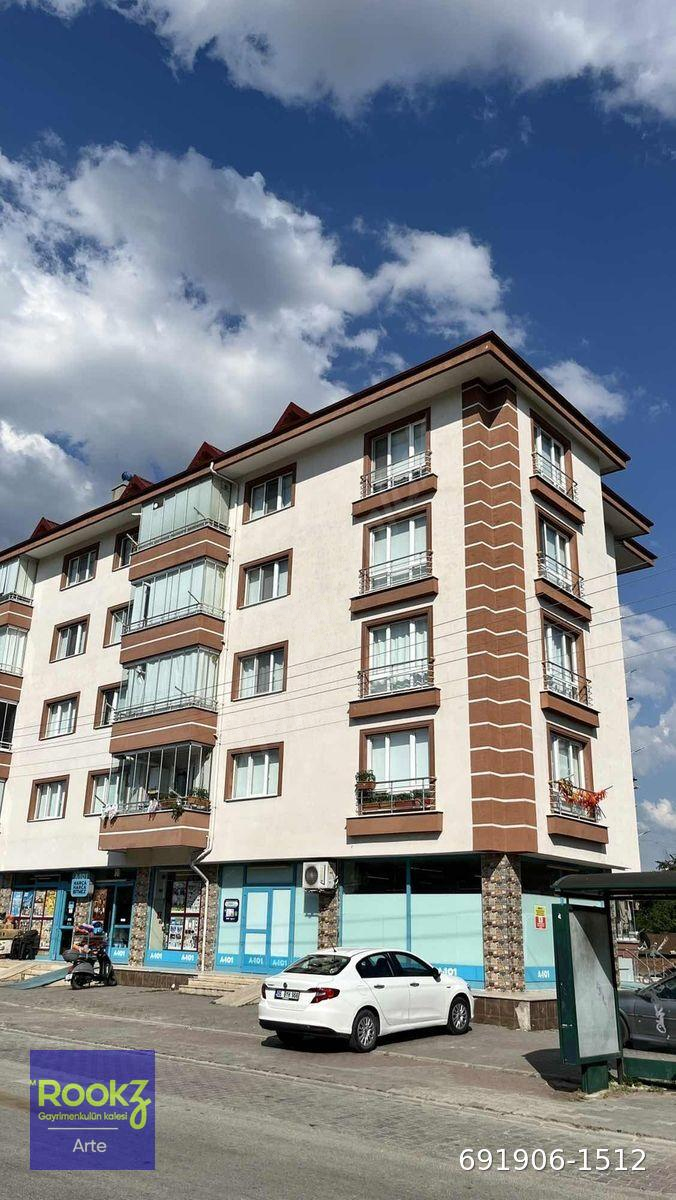 AŞAĞISOKU MAHALLESİNDE CADDE ÜZERİ 3+1 SATILIK DAİRE